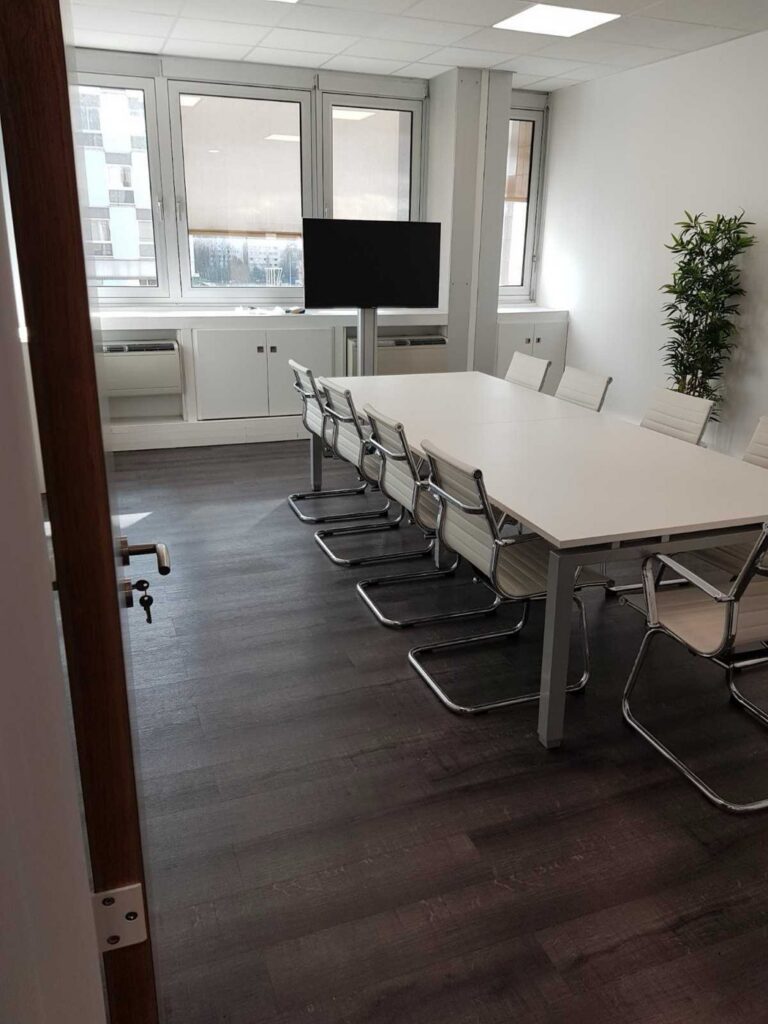 Bureaux 290 m² + 5 parkings — photo 3