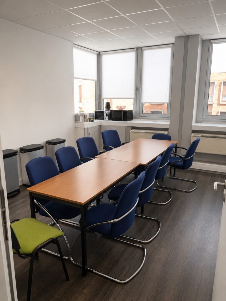 Bureaux 87 m² + 2 parkings — photo 3